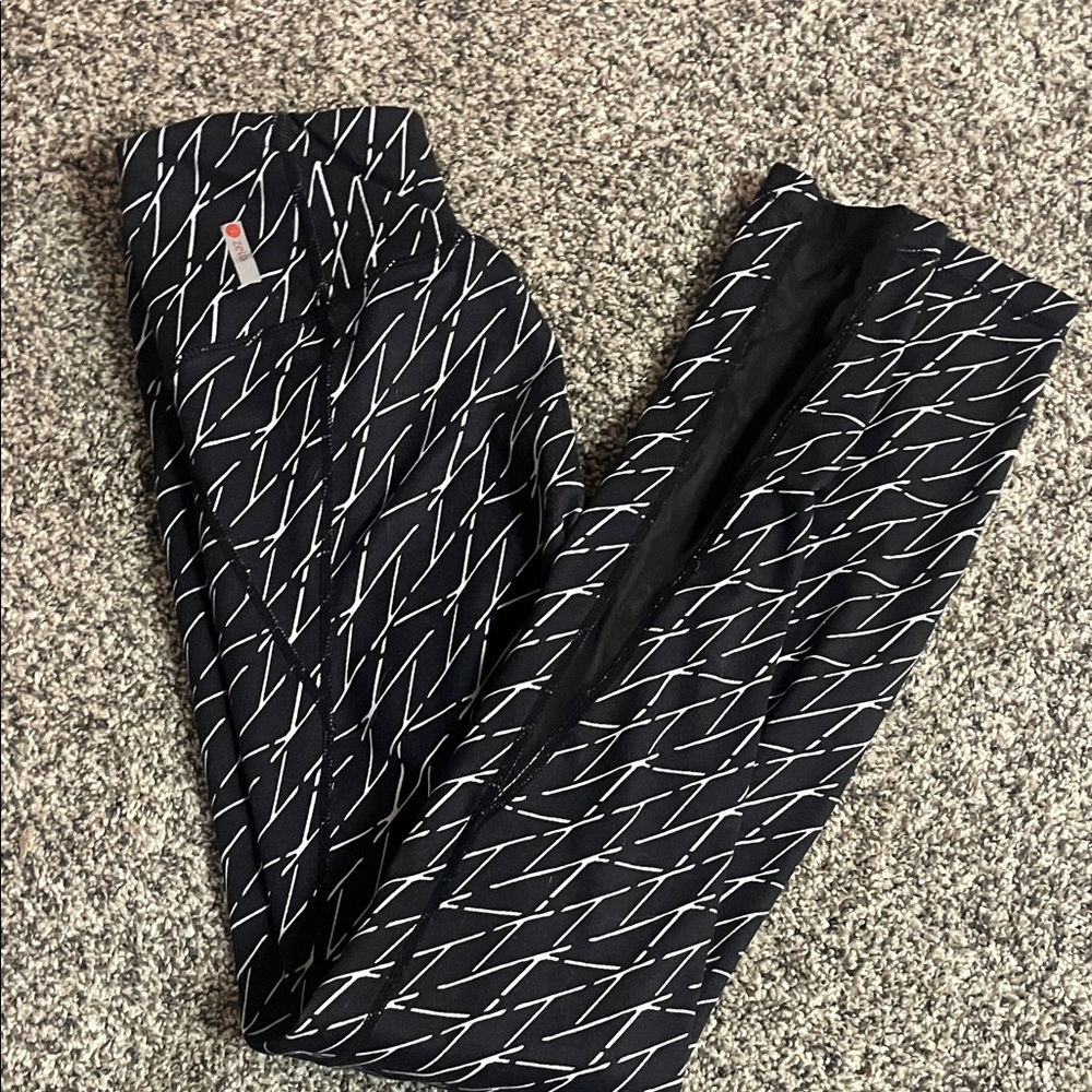 Zella Black and White Leggings